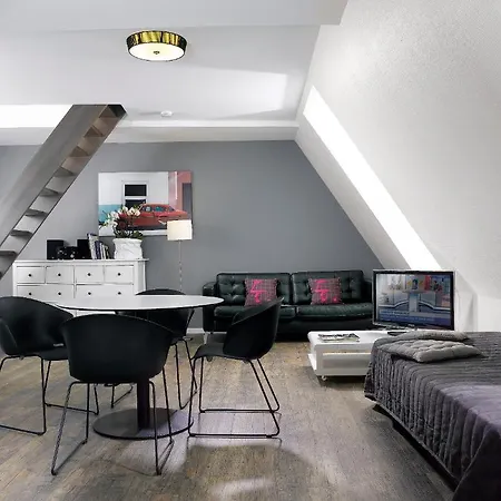 Le 32 Apartment