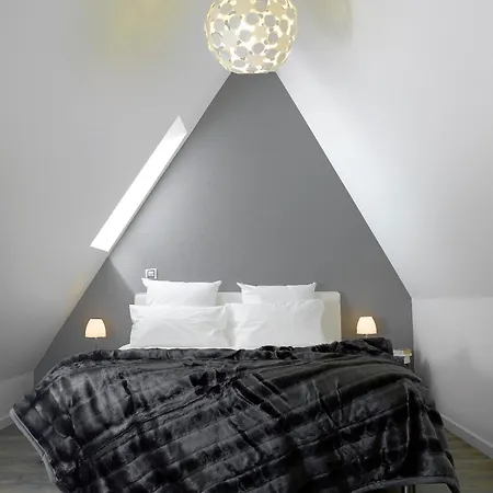 Διαμέρισμα Le 32 *