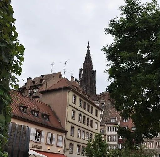 Le 32 * Strasbourg